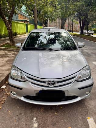 TOYOTA ETIOS 1.5 XS 16V FLEX 4P AUTOMÁTICO TOYOTA ETIOS 1.5 XS 16V FLEX 4P AUTOMÁTICO